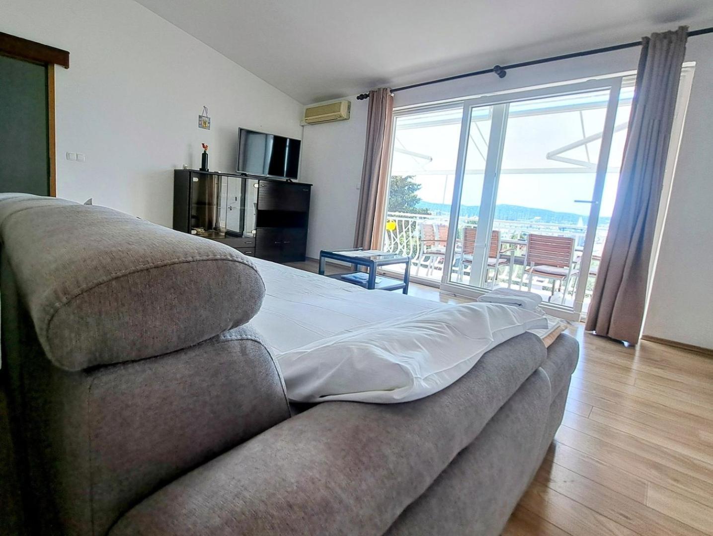 Apartment Rajna บีโอกราดนาโมรู ภายนอก รูปภาพ